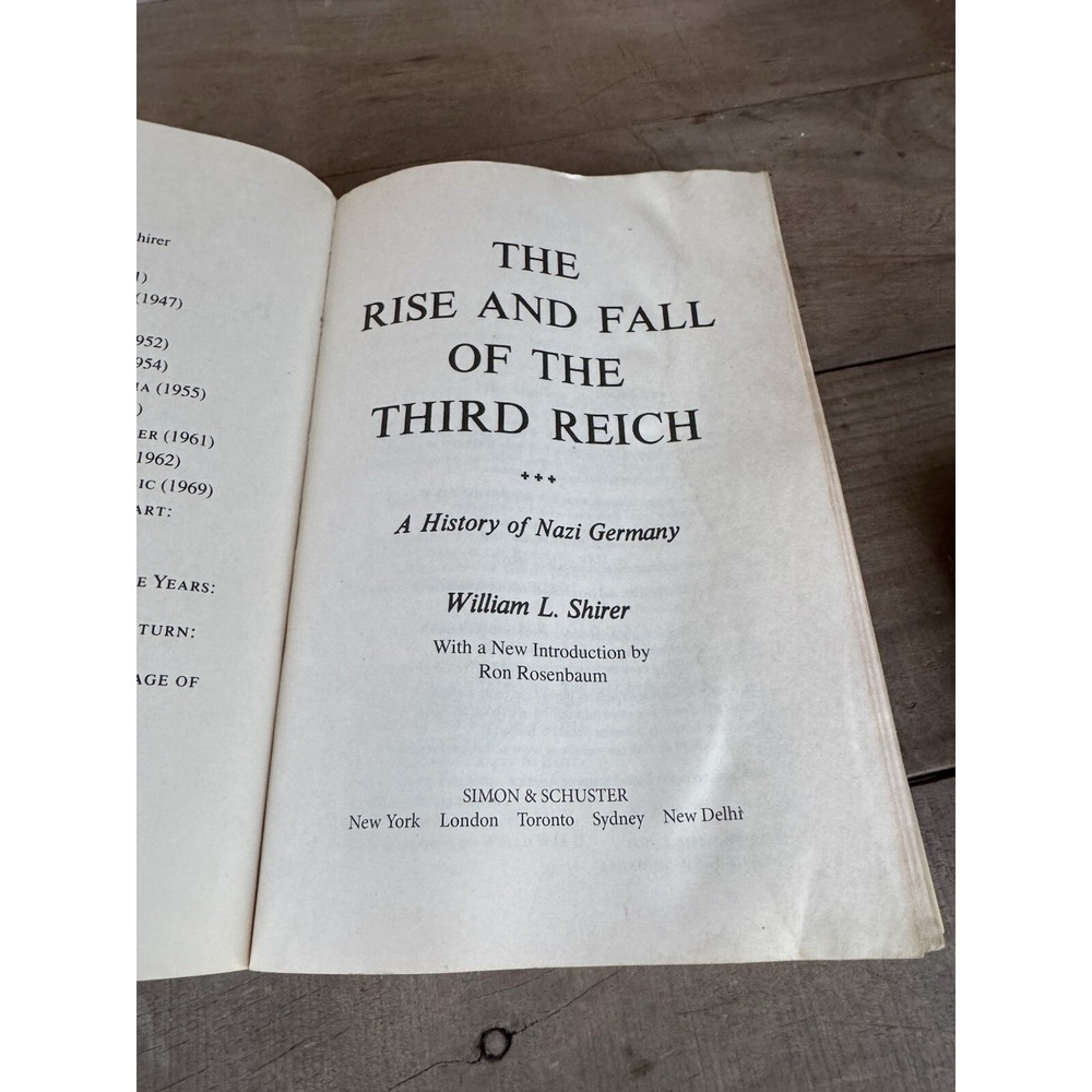 Rise and Fall of the Third Reich  by William‎ Shirer - Picture 8 of 11